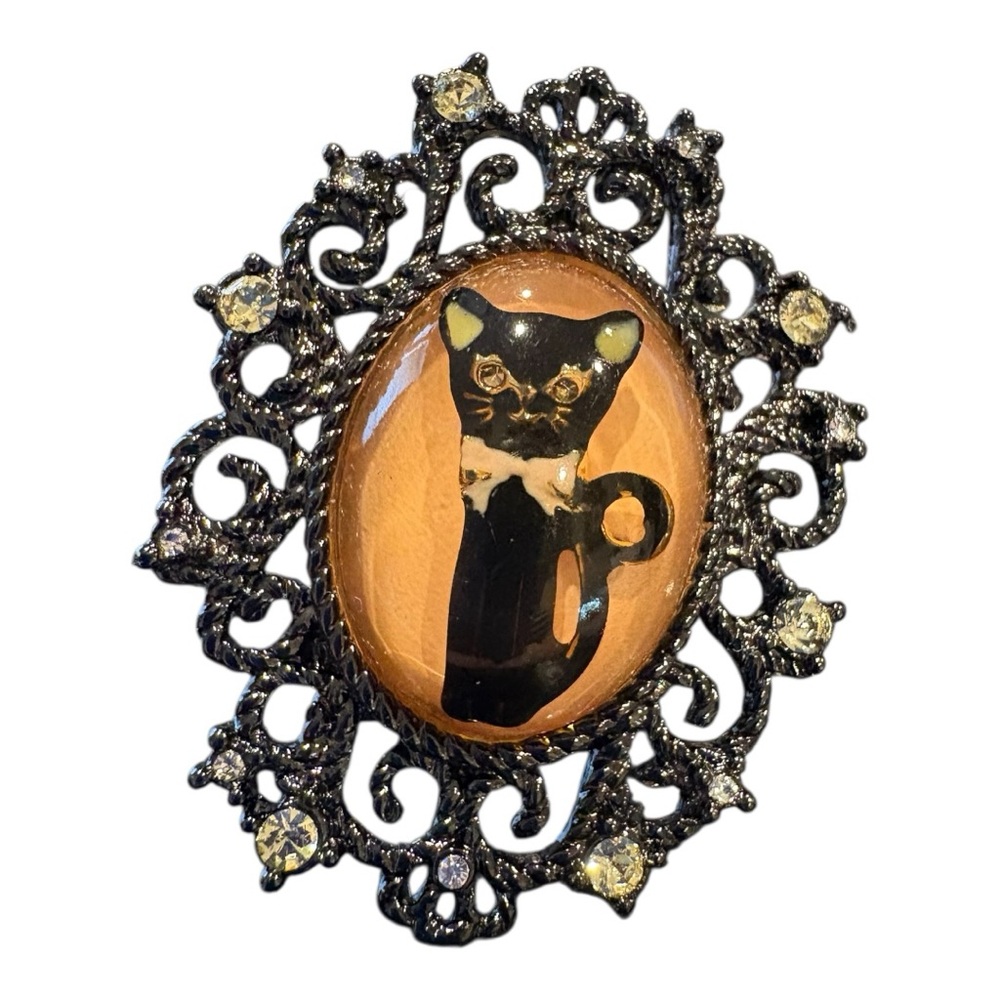 Betsey Johnson “Cameo Critters” Cat Cameo Earrings & Ring Set Vintage J13 - Picture 1 of 9